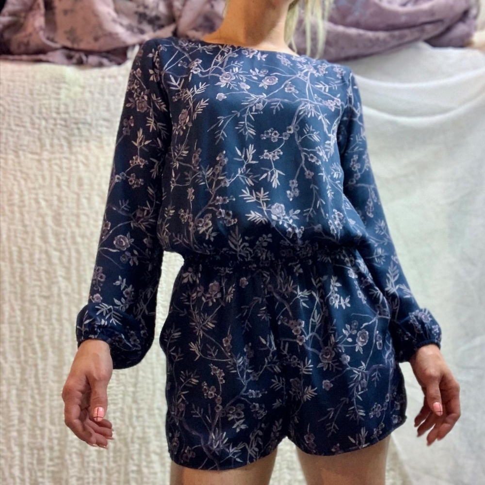 Open-back Romper - Picture 10 of 12